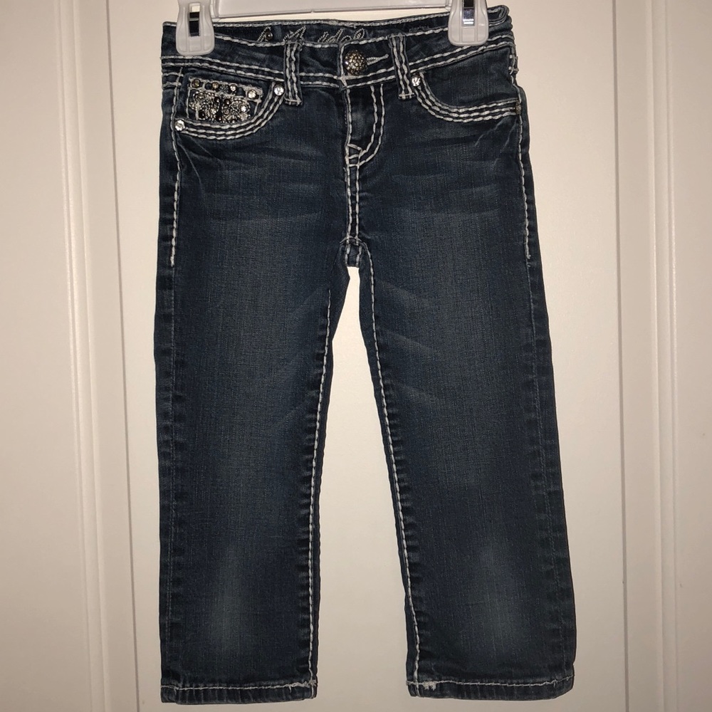 ❤️❤️EXTINCT KIDS CAPRIS. LOOK SO ADORABLE ON. ❤️❤️